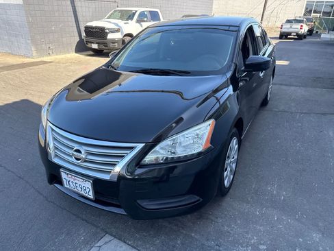 Used 2014 Nissan Sentra S FWD image 3