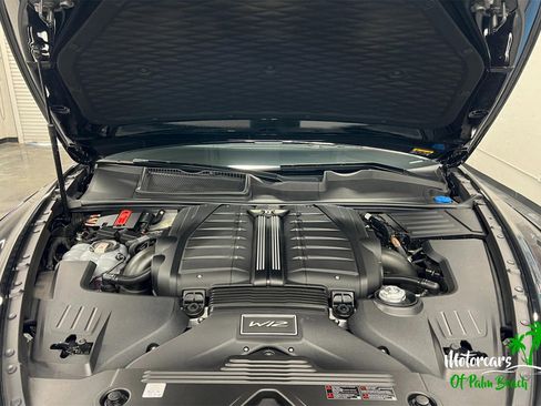 Used 2022 Bentley Bentayga Speed image 38