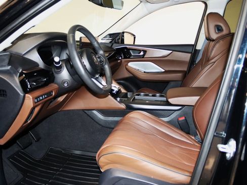 Used 2025 Acura MDX SH-AWD w/ Advance Package image 36