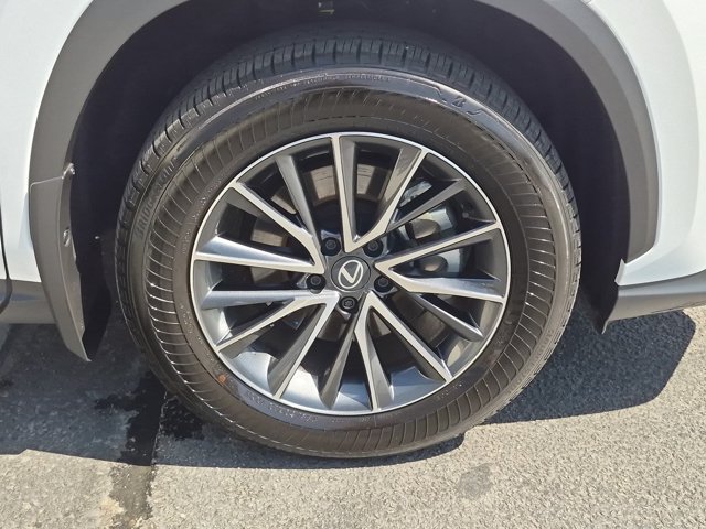 Used 2026 Lexus NX 350h AWD w/ Accessory Package (2T) image 9