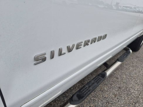 Used 2018 Chevrolet Silverado 1500 LT AWD/4WD image 30