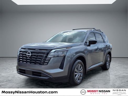 New 2026 Nissan Pathfinder SV image 4