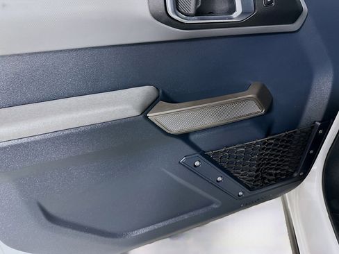 Used 2023 Ford Bronco Black Diamond image 17