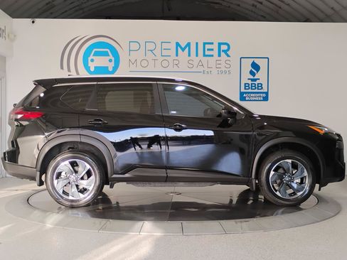 Used 2024 Nissan Rogue SV w/ SV Premium Package FWD image 86