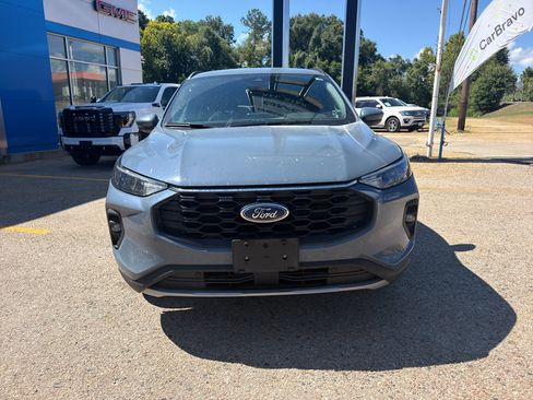 Used 2025 Ford Escape ST-Line Select AWD/4WD image 12