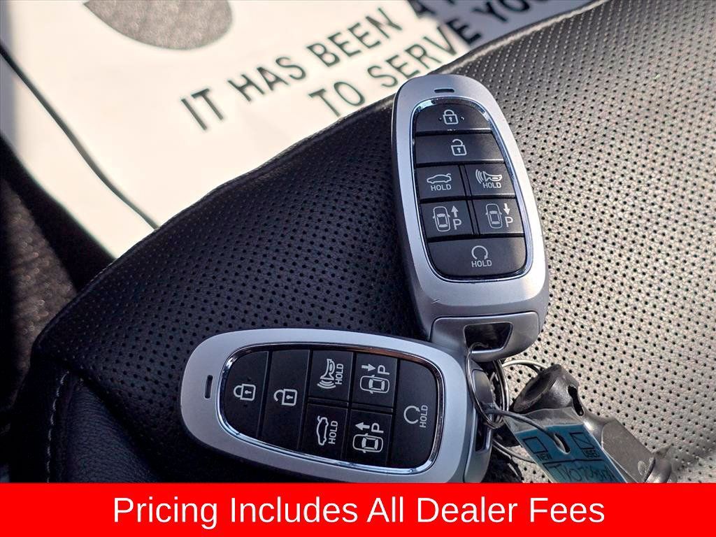 Used 2023 Hyundai Sonata Limited w/ Cargo Package FWD image 23