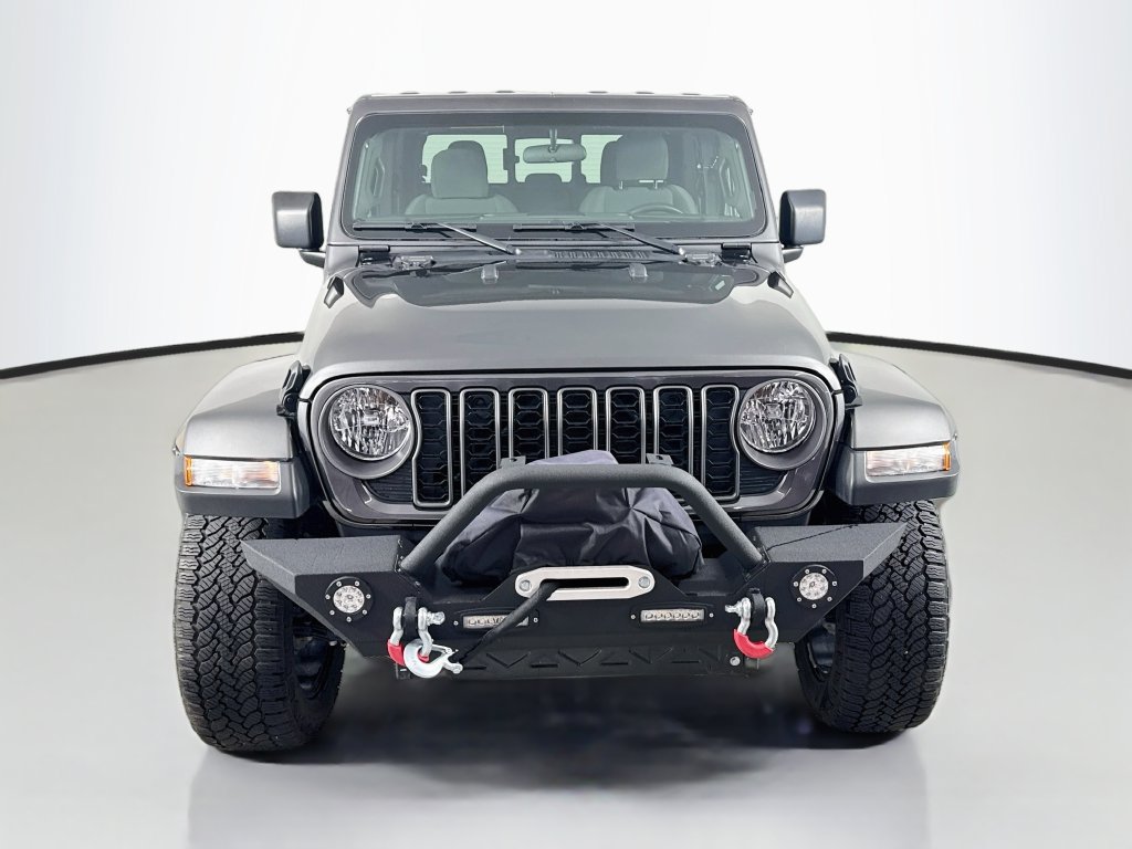 Used 2024 Jeep Gladiator Sport AWD/4WD image 6