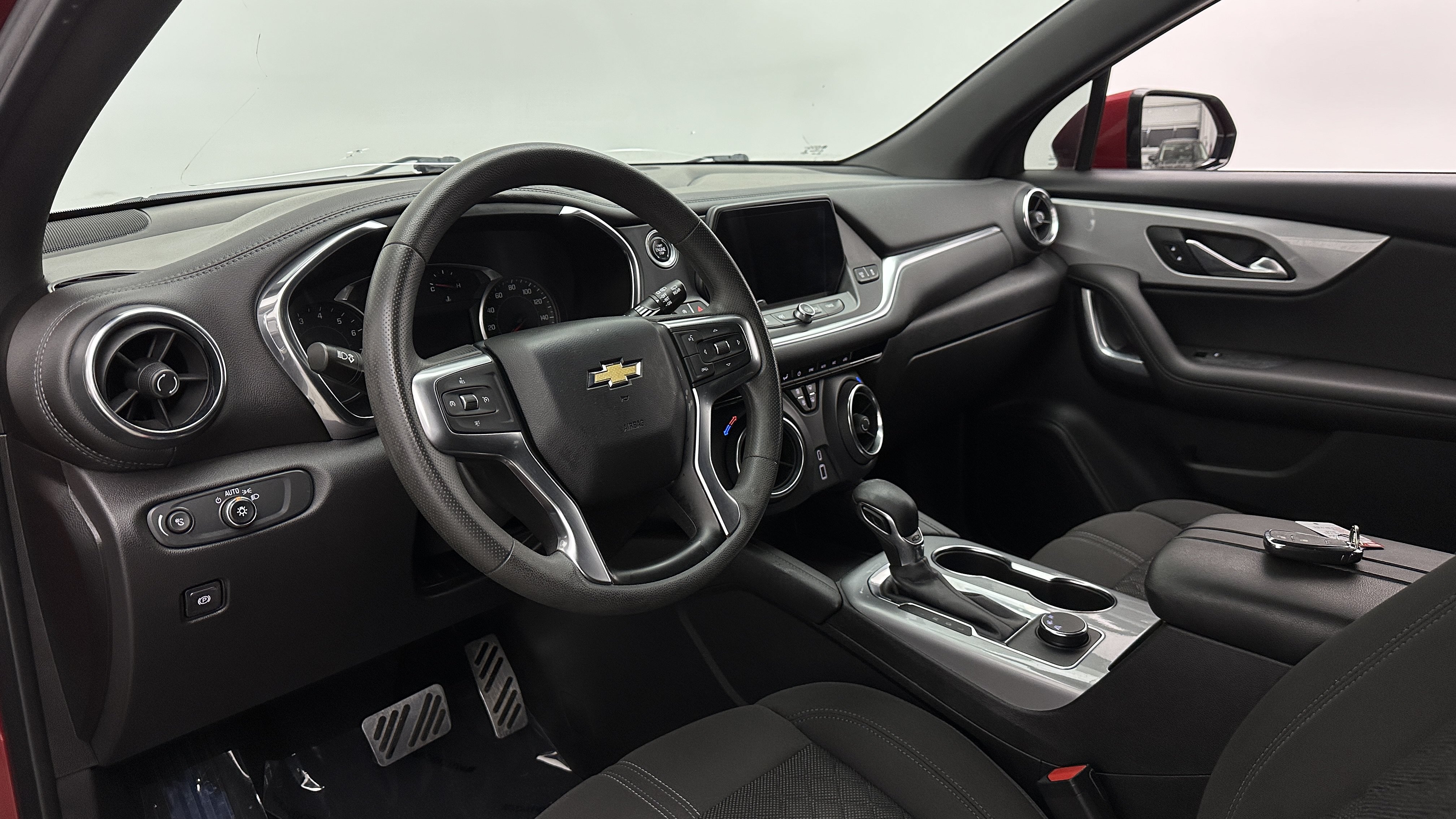 Used 2021 Chevrolet Blazer LT FWD image 11