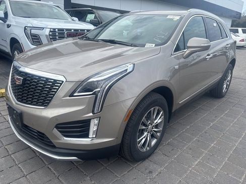 Certified 2022 Cadillac XT5 Premium Luxury image 8