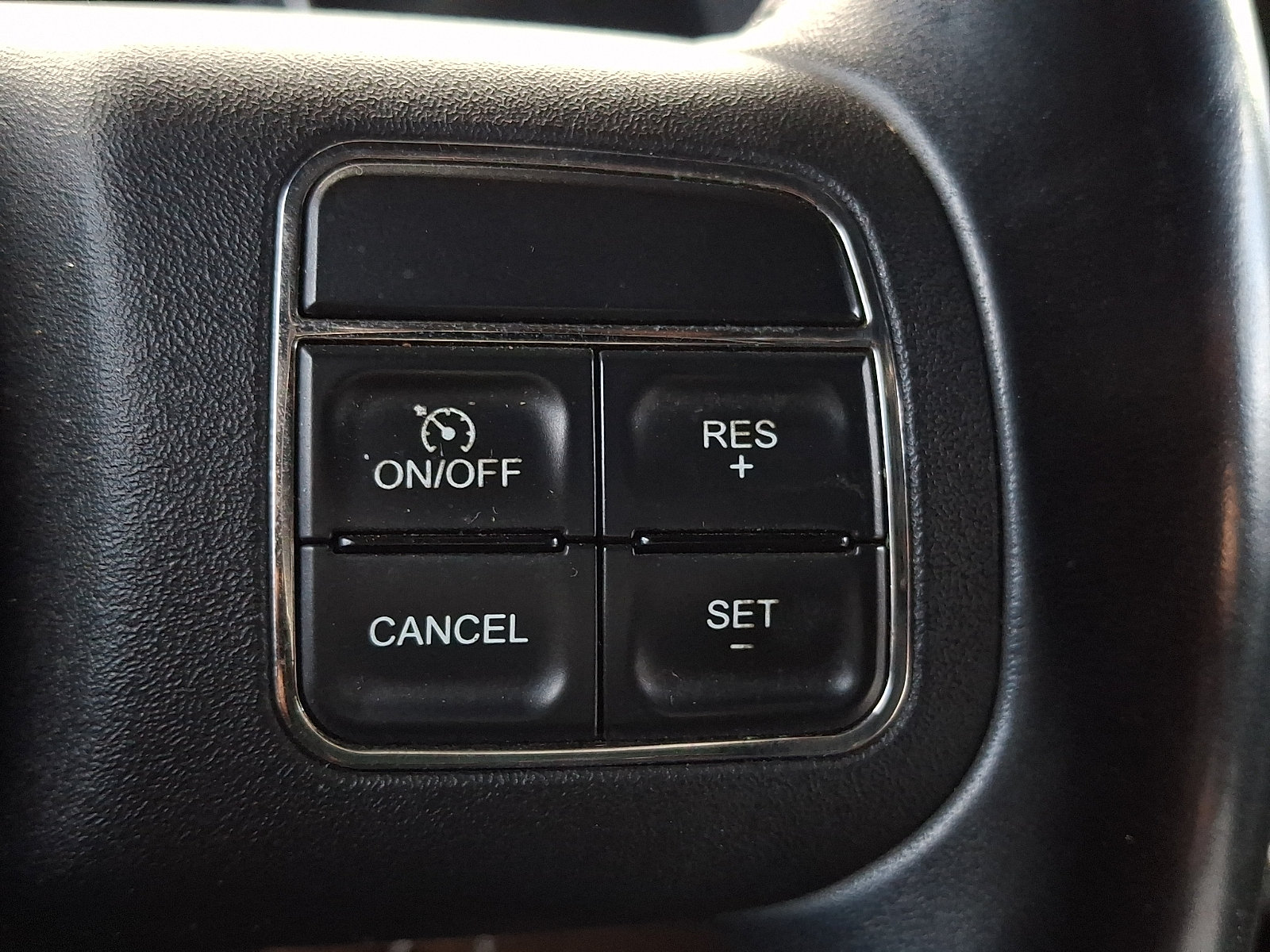 Used 2012 Jeep Wrangler Sahara w/ Connectivity Group AWD/4WD image 19