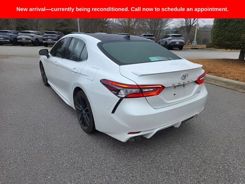 Used 2021 Toyota Camry XSE image 3