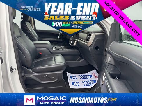 Used 2024 Ford Expedition XLT image 9