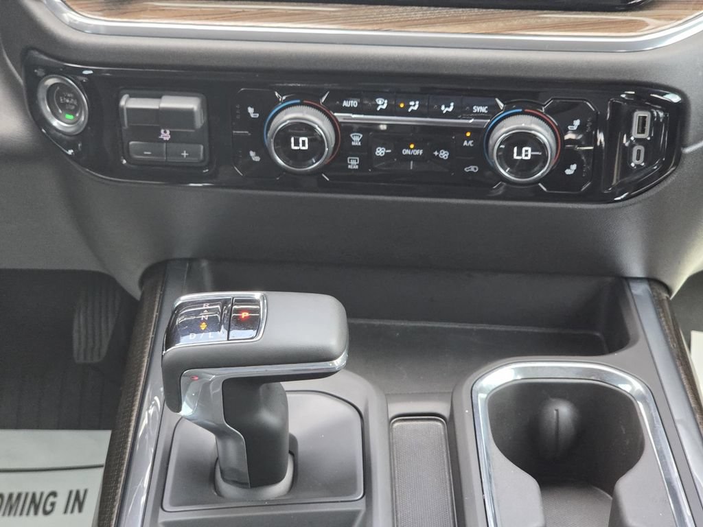 Used 2024 Chevrolet Silverado 1500 RST w/ Texas Edition Plus AWD/4WD image 13