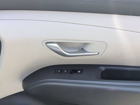 Used 2025 Hyundai Tucson SEL FWD image 31
