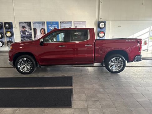 Used 2023 Chevrolet Silverado 1500 LTZ w/ Technology Package image 4