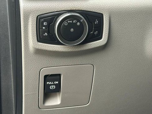 Used 2015 Ford F150 XL w/ Equipment Group 101A Mid AWD/4WD image 16