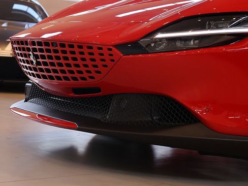 Certified 2024 Ferrari Roma RWD image 23