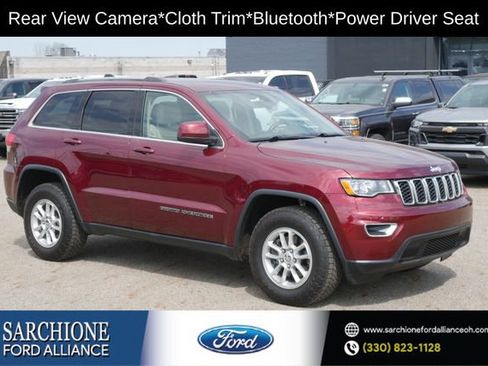 Used 2018 Jeep Grand Cherokee Laredo RWD image 1