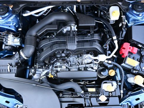 Certified 2025 Subaru Forester w/ Convenience Package #2 image 33