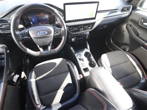 Used 2023 Ford Escape ST-Line w/ Tech Pack #1 image 6