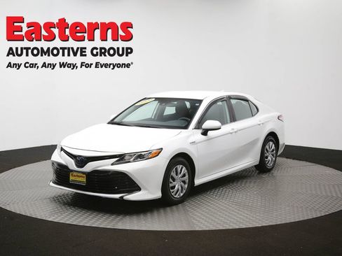 Used 2020 Toyota Camry LE image 56