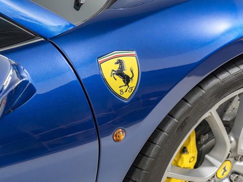 Used 2019 Ferrari 488 Spider image 45