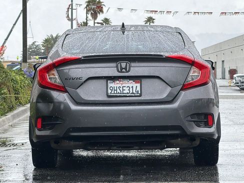 Used 2017 Honda Civic EX-T image 6
