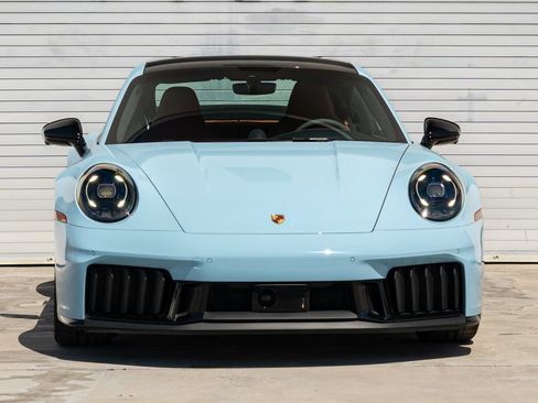 Certified 2025 Porsche 911 Carrera 4 GTS AWD/4WD image 28