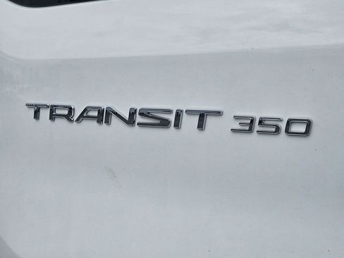 Used 2018 Ford Transit 350 XLT image 25