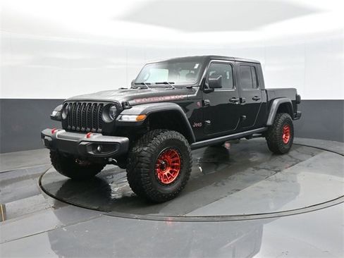 Used 2023 Jeep Gladiator Rubicon w/ Cold Weather Group image 3