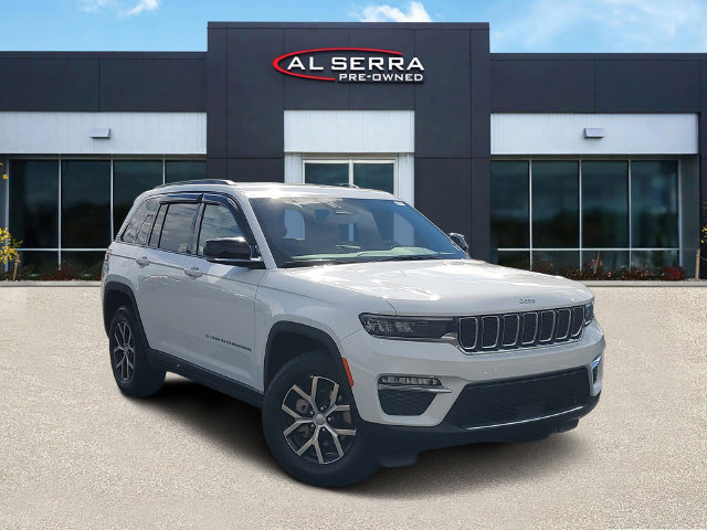 Used 2024 Jeep Grand Cherokee Limited w/ Trailer Tow Package AWD/4WD image 1