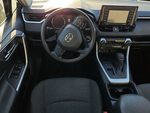 Used 2021 Toyota RAV4 XLE image 16