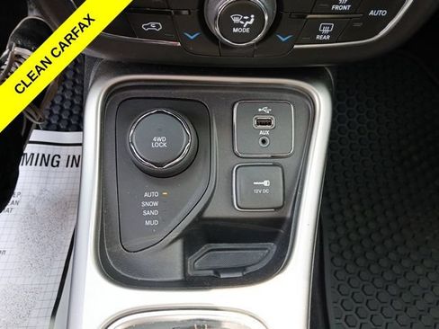 Used 2018 Jeep Compass Latitude w/ Popular Equipment Group AWD/4WD image 21