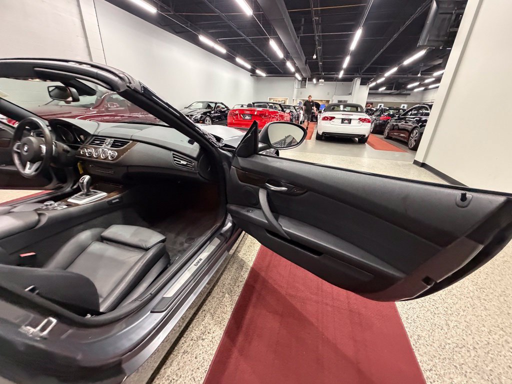 Used 2012 BMW Z4 sDrive35i RWD image 36