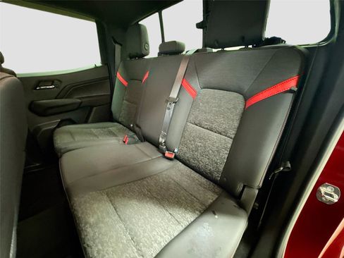 Used 2023 Chevrolet Colorado Z71 image 23