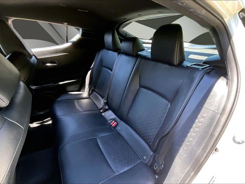 Used 2019 Toyota C-HR Limited FWD image 26