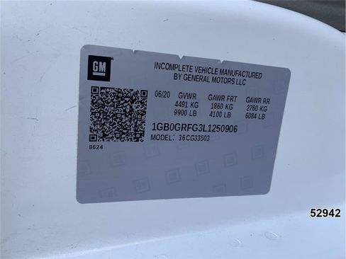 Used 2020 Chevrolet Express 3500 w/ Power Convenience Package RWD image 19