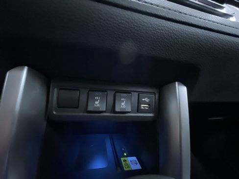 Certified 2022 Toyota Corolla Cross XLE w/ Convenience Package image 16