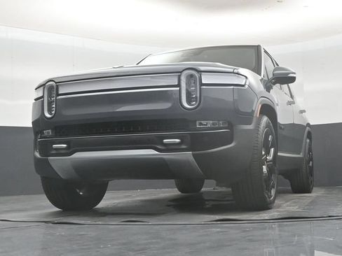 Used 2024 Rivian R1S Adventure Quad AWD/4WD image 55