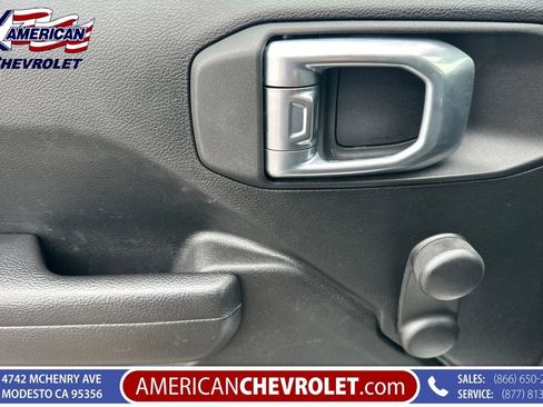 Used 2022 Jeep Wrangler Sport AWD/4WD image 11