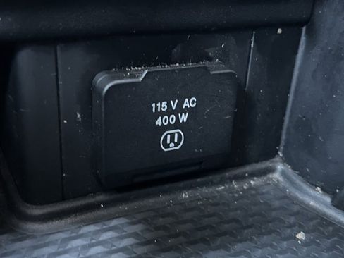 Used 2023 RAM 1500 Laramie image 26