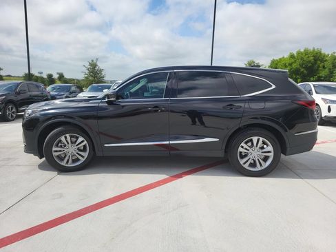 Used 2026 Acura MDX SH-AWD image 3
