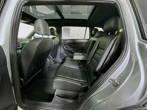 Used 2019 Volkswagen Tiguan SEL Premium R-Line image 28