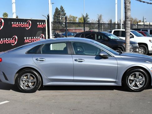 Used 2023 Kia K5 LXS image 9
