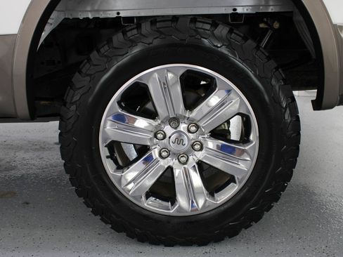 Used 2019 Ford F150 King Ranch w/ Equipment Group 601A Luxury AWD/4WD image 81