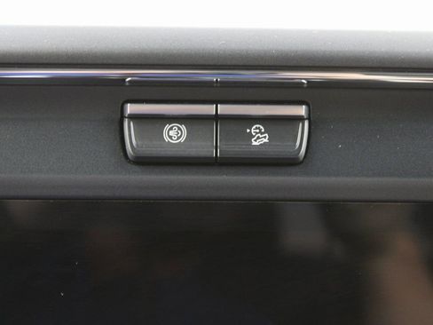 Used 2025 Ford F350 Lariat w/ Black Appearance Package image 69