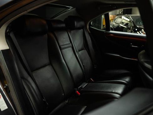 Used 2012 Lexus LS 460 AWD image 12