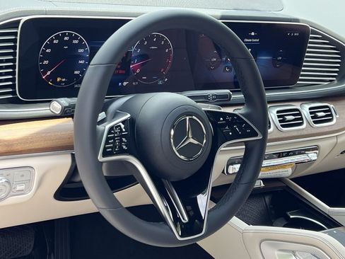 New 2026 Mercedes-Benz GLE 450 4MATIC Coupe image 21