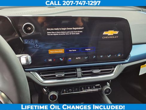 New 2026 Chevrolet Equinox EV LT image 17