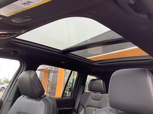 New 2026 Jeep Grand Cherokee Limited w/ Limited Altitude Package image 22